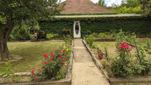 Oden House | The Prancing Pony Guest House at Edendell