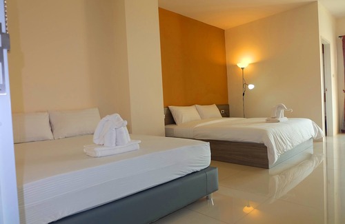 Sam Phran Hotel | The Pride