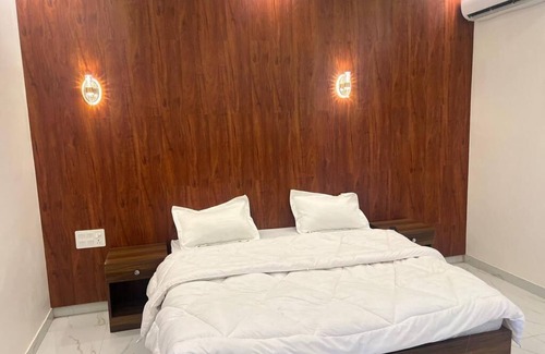 Gurugram Other | The private farmhouse for parties