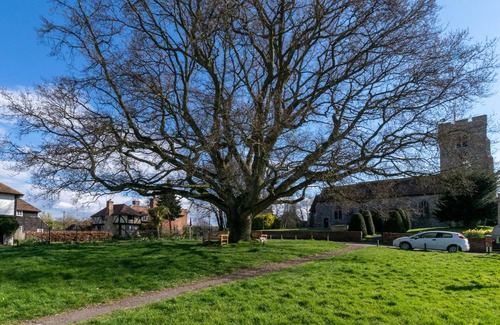 Hernhill House | The Pump House - One Bedroom House, Sleeps 2