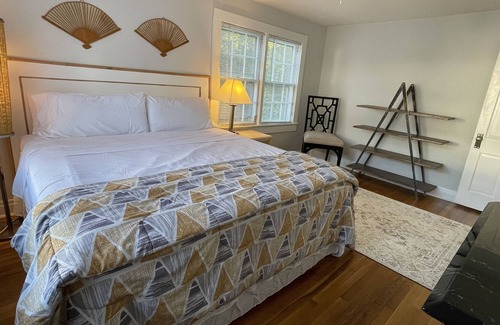 Bennettsville House | The Purple Heart Cottage on Main Street, Entire Home 2Bl King Primary Rooms