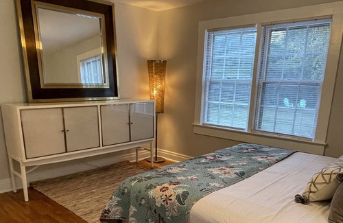 Bennettsville House | The Purple Heart Cottage on Main Street, Entire Home 2Bl King Primary Rooms