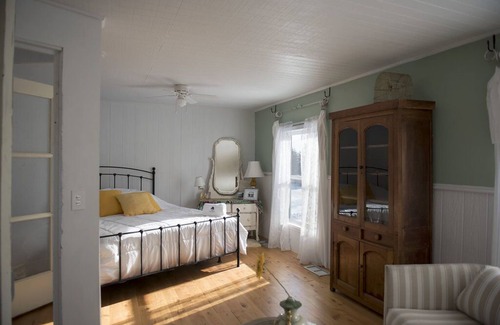 Rogers City Bed & Breakfast | The Purple Martin Inn