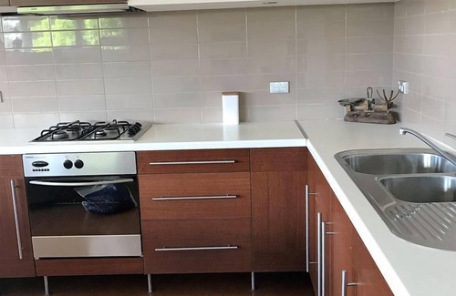 Allansford Apartment | The Quarry Loft - close to Warrnambool