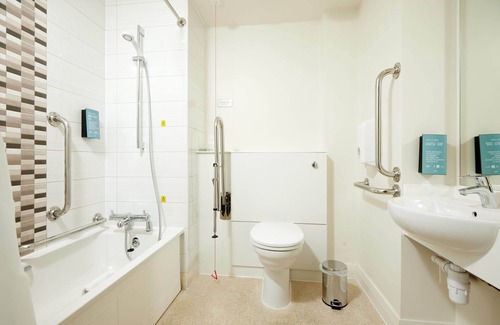 Great Houghton Hotel | The Quays