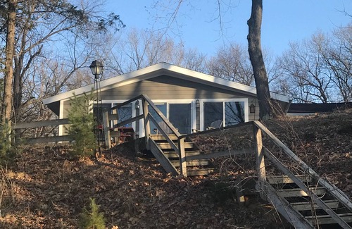 Wautoma Cottage | The quiet cottage on a large lot for privacy