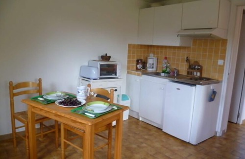 Ollioules Apartment | The quietness in the countryside, close to the sea