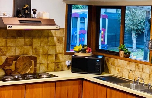 Coongulla House | The Ranch Country Charm - Epic Views Pets Welcome