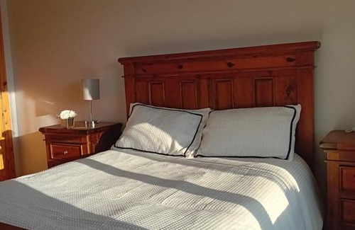 Ardara Apartment | The Red Door Townhouse Apartment