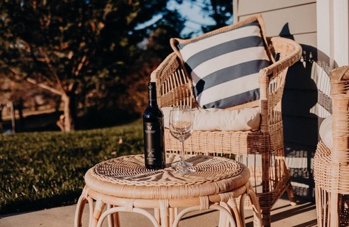 Glanmire Cottage | The Red Hill Nest a place to relax, unwind and rejuvenate x