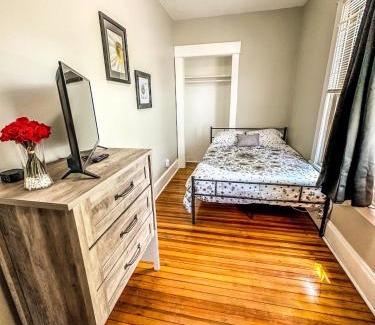 Albany Apartment | The Red House Albany NY 4 Bedroom Private Apartment