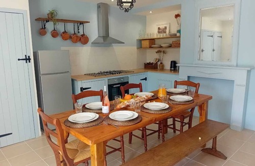 Plomodiern House | The Red Squirrel - stable cottage with shared heated pool 10 mins from beach