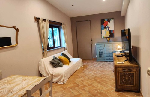 Zona LVIII Prima Porta Apartment | The Remessuola House