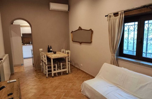 Zona LVIII Prima Porta Apartment | The Remessuola House
