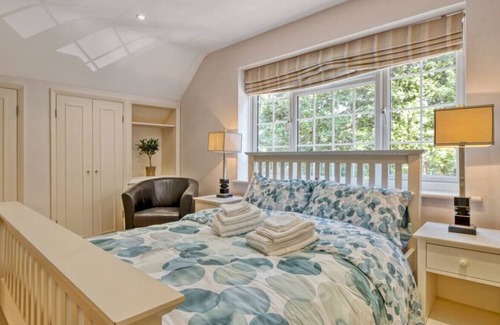 Ascot House | The Residence at Ascot- 6 bed