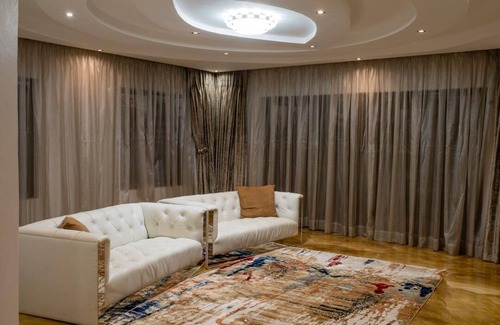 Harare East House | The Residence Grand Villa