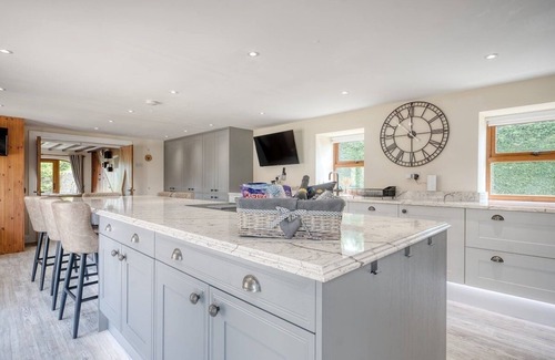 Crook House | The Residence - Sleeps 10, 2 Hot Tubs near Durham & Bishop Auckland