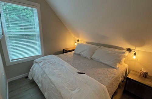 Montgomery Center Bed & Breakfast | The Retreat - An smazing spa-grade 1BR suite located adjacent to SpaVermont, northern Vermont's most amazing day spa. Only 7 minutes to Jay Peak Resort. With Breakfast Included!