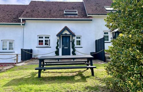 Aberporth House | The Retreat - Aberporth Cottage - Y Cilio