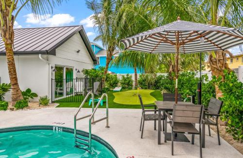 Bradenton Beach Hotel | The Retreat at Anna Maria Island Inn