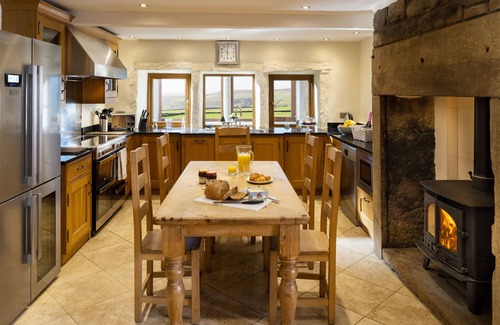 Hebden Bridge House | THE RETREAT, family friendly, luxury holiday cottage in Hebden Bridge