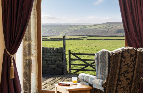 Hebden Bridge House | THE RETREAT, family friendly, luxury holiday cottage in Hebden Bridge