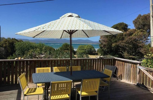 Hawley Beach House | The Retreat On the Esplanade at Hawley Beach