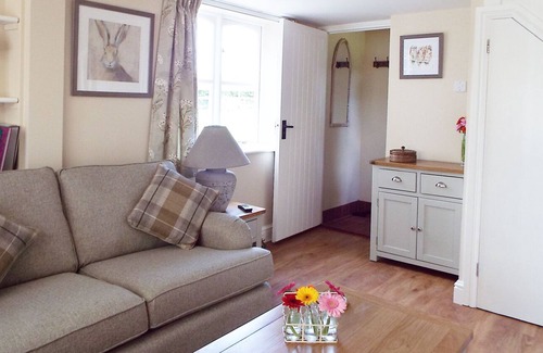 Wincanton Cottage | THE RETREAT, romantic, character holiday cottage in Wincanton