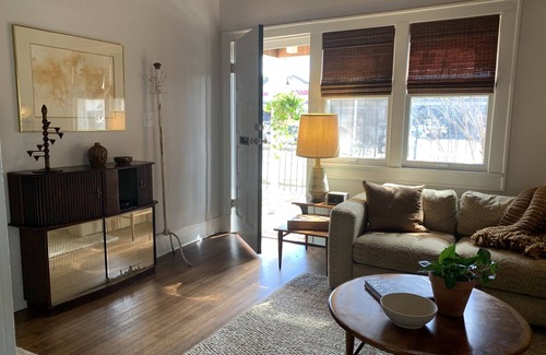 Greater Heights Apartment | the reverie: romantic & eclectic w/outdoor hot tub