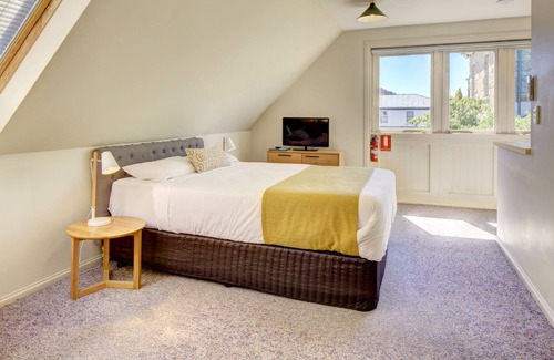 Richmond Hotel | The Richmond Arms Hotel