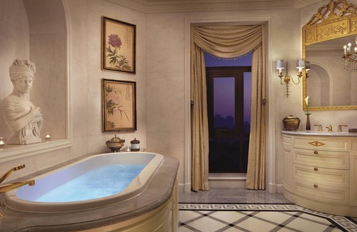 Wu Da Dao Hotel | The Ritz-Carlton, Tianjin