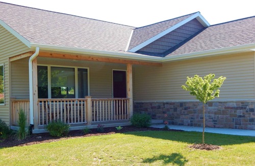 Sheboygan Condo | The River Bed - Condo sleeps 4 on west side