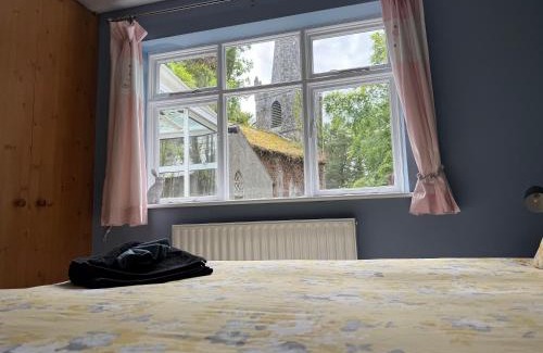 Parteen House | The River Cottage 3 Bedroom retreat