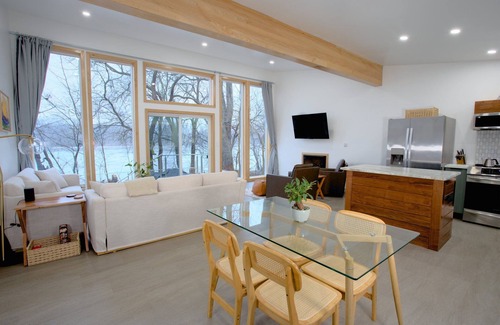 Jewell House | The River Retreat
