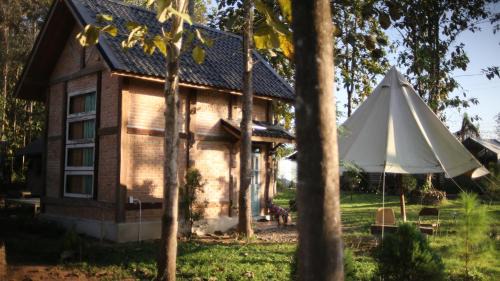 Chiang Klang House | THE RIVER RUNS CHIANG KLANG