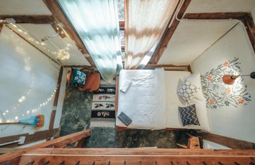 Chiang Klang House | THE RIVER RUNS CHIANG KLANG