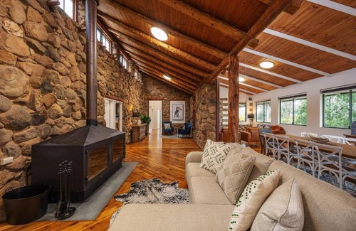 Riverlea House | The Riverstone Luxury Eco Home in the Hills