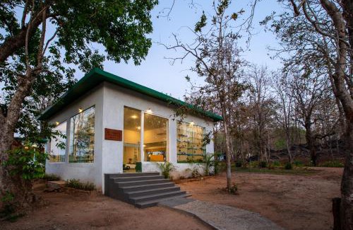Baihar Hotel | The Riverwood Forest Retreat - Kanha