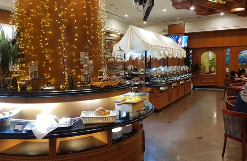 Gadong Hotel | The Rizqun International Hotel