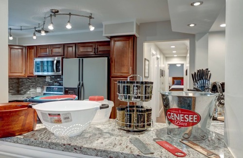 Rochester House | The Roc-House Airport Home Office Gaming Center