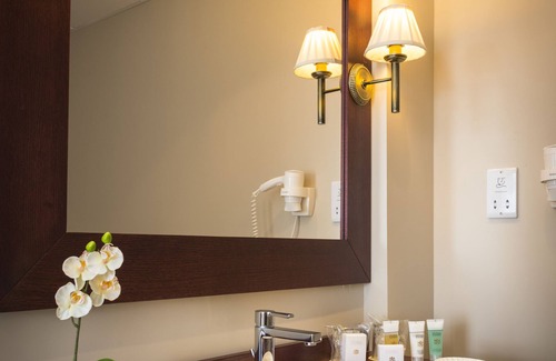 Gibraltar Hotel | The Rock Hotel
