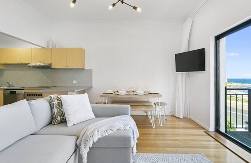 Bondi Beach Apartment | The Rooftop Bondi Beachfront Apartment