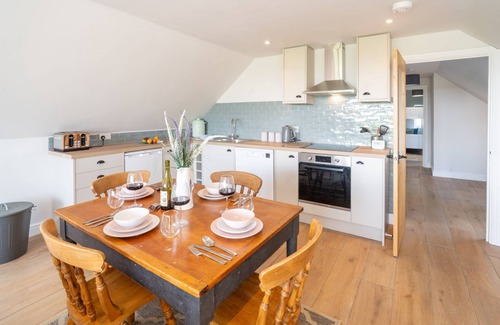 Wendling Apartment | The Roost - Beautiful Apartment, Stunning Rural Views, 2 Bedrooms, Sleeps 5