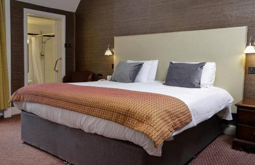 Five Oak Green Hotel | The Rose & Crown Hotel