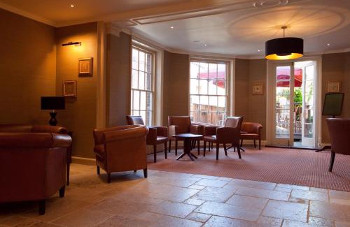Five Oak Green Hotel | The Rose & Crown Hotel