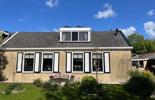 Mantgum Bed & Breakfast | The Rose