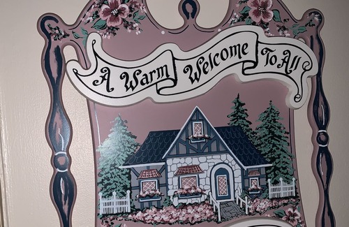 Brockport Bed & Breakfast | The Rose Room at The Victorian