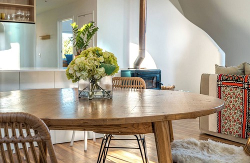 Surfdale House | The Round House - an architect-designed holiday home on Waiheke Island