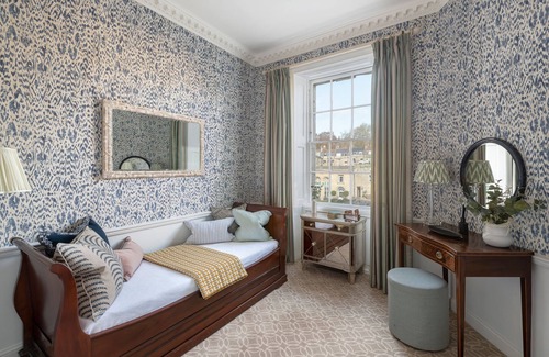 Upper Town Hotel | The Royal Crescent Hotel & Spa