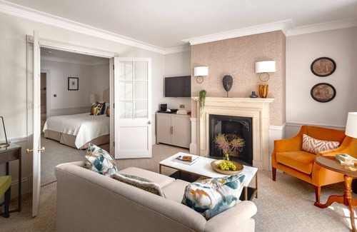 Upper Town Hotel | The Royal Crescent Hotel & Spa